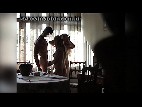 ❤️ Teman seks mengundang pria raksasa dan threesome bersamanya ️❌ Video porno di porno id.123sex.ru ❤