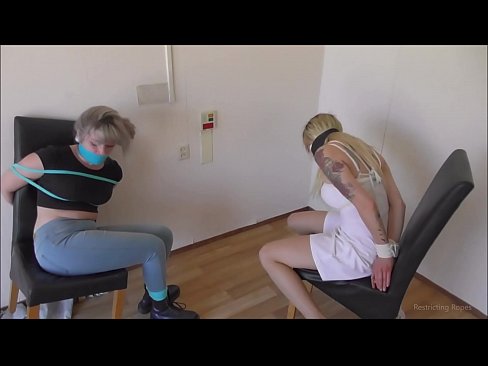 ❤️ Kecanduan / diikat dan disumpal / gadis dalam kesusahan ️❌ Video porno di porno id.123sex.ru ❤
